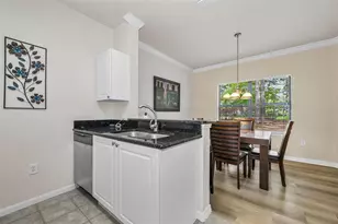 2141 Portofino Pl, Palm Harbor, FL 34683 - Photo 14