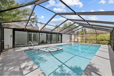11218 Creekview Drive, Riverview, FL 33569 - Photo 2