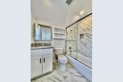 111 W Amelia Avenue, Tampa, FL 33602 - Photo 14