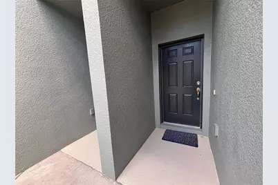 4912 White Sanderling Court, Tampa, FL 33619 - Photo 4