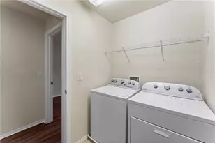 4912 White Sanderling Ct, Tampa, FL 33619 - Photo 22