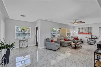 3890 Benson Avenue N, Saint Petersburg, FL 33713 - Photo 8