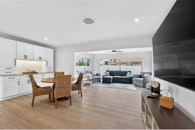 2 79th Street S, Saint Petersburg, FL 33707 - Photo 14