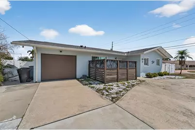 2 79th Street S, Saint Petersburg, FL 33707 - Photo 42