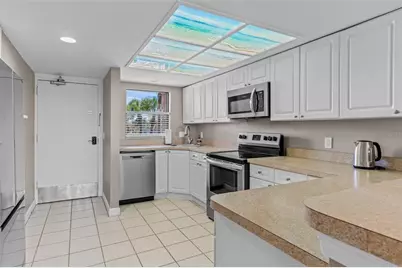 19451 Gulf Boulevard #203, Indian Shores, FL 33785 - Photo 8