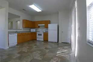 6829 Lake Eaglebrooke Dr, Lakeland, FL 33813 - Photo 6