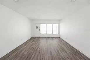 4061 55th Way N, Kenneth City, FL 33709 - Photo 6
