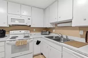 2700 Bayshore Blvd, Dunedin, FL 34698 - Photo 14