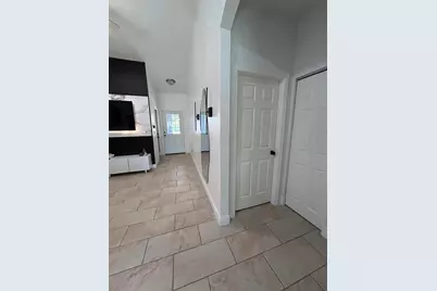 5103 E 18th Avenue, Tampa, FL 33619 - Photo 6