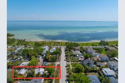 225 17th Avenue SE, Saint Petersburg, FL 33701 - Photo 2