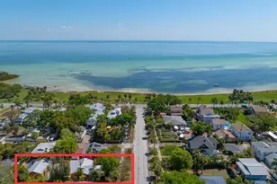 225 17th Ave SE, Saint Petersburg, FL 33701 - Photo 2