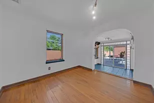 225 17th Ave SE, Saint Petersburg, FL 33701 - Photo 22