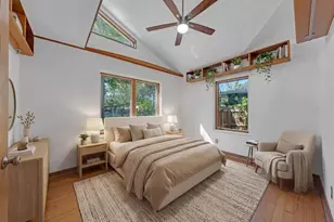 225 17th Ave SE, Saint Petersburg, FL 33701 - Photo 4