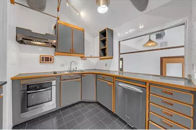 225 17th Avenue SE, Saint Petersburg, FL 33701 - Photo 30