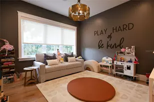 2402 W Parkland Blvd, Tampa, FL 33609 - Photo 20