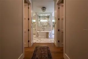 2402 W Parkland Blvd, Tampa, FL 33609 - Photo 26