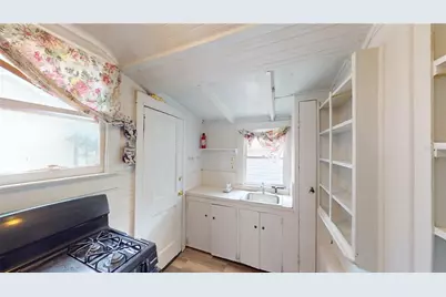 1329 10th Avenue S, Saint Petersburg, FL 33705 - Photo 12