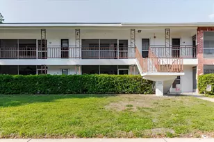 2348 Shelley St, Clearwater, FL 33765 - Photo 4