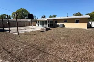 218 Lewis Blvd SE, Saint Petersburg, FL 33705 - Photo 14