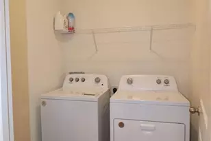 8341 Ender Hls Dr, Wesley Chapel, FL 33545 - Photo 12