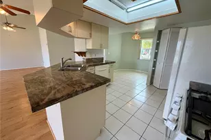 10201 36th St N, Clearwater, FL 33762 - Photo 6