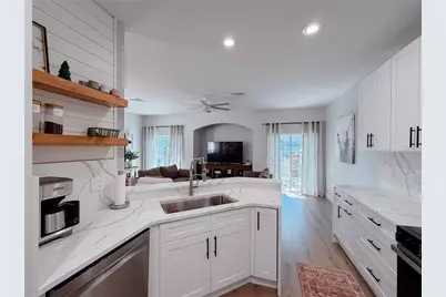 542 51st Avenue N, Saint Petersburg, FL 33703 - Photo 10