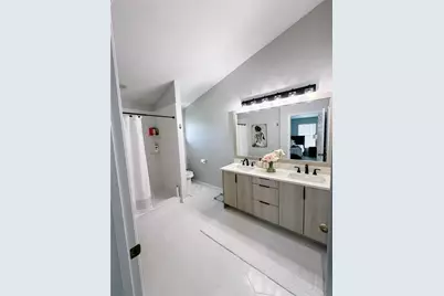 542 51st Avenue N, Saint Petersburg, FL 33703 - Photo 22