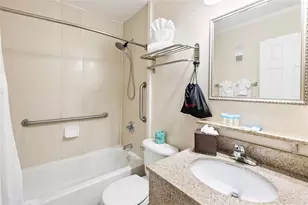 2506 N Rocky Point Dr, Tampa, FL 33607 - Photo 12