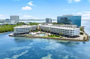 2506 N Rocky Point Dr, Tampa, FL 33607 - Photo 22