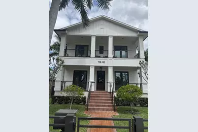 115 27th Avenue NE, Saint Petersburg, FL 33704 - Photo 4