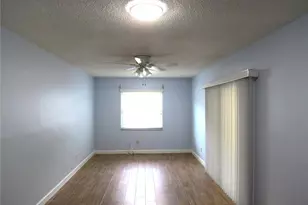 999 Gillespie Dr, Palm Harbor, FL 34684 - Photo 22