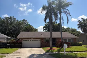 999 Gillespie Dr, Palm Harbor, FL 34684 - Photo 1