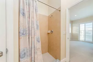 10639 Hatteras Dr, Tampa, FL 33615 - Photo 24