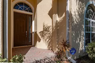 10639 Hatteras Dr, Tampa, FL 33615 - Photo 2