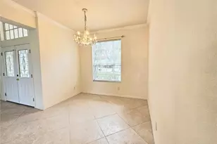 7209 Colonial Lake Dr, Riverview, FL 33578 - Photo 4