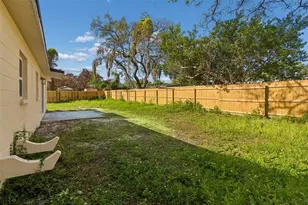 2217 E Colby Ln, Tampa, FL 33612 - Photo 54
