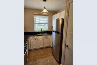 13698 Orange Sunset Drive, Tampa, FL 33618 - Photo 2