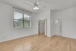 18401 30th St, Lutz, FL 33559 - Photo 24