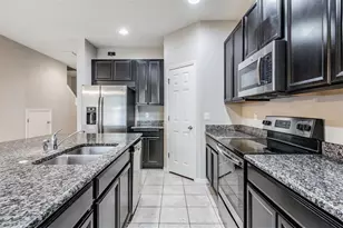 7012 Holly Heath Dr, Riverview, FL 33578 - Photo 4