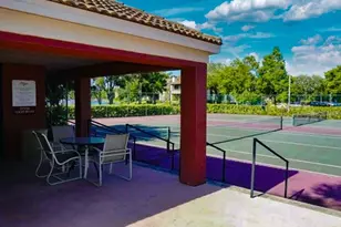 10263 Gandy Blvd N, Saint Petersburg, FL 33702 - Photo 82