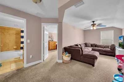 15721 Oakleaf Run Drive, Lithia, FL 33547 - Photo 30