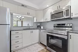 2616 Cove Cay Dr, Clearwater, FL 33760 - Photo 14