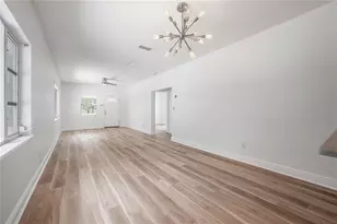4206 N Downing Ave, Tampa, FL 33603 - Photo 18
