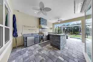 708 Manns Harbor Dr, Apollo Beach, FL 33572 - Photo 46