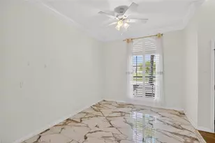 9454 Swift Creek Cir, Dover, FL 33527 - Photo 8