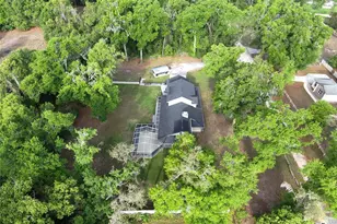 2119 Shady Oaks Dr, Valrico, FL 33594 - Photo 4