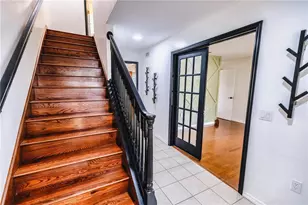 2119 Shady Oaks Dr, Valrico, FL 33594 - Photo 6