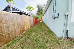 1325 James Ave S, Saint Petersburg, FL 33705 - Photo 22