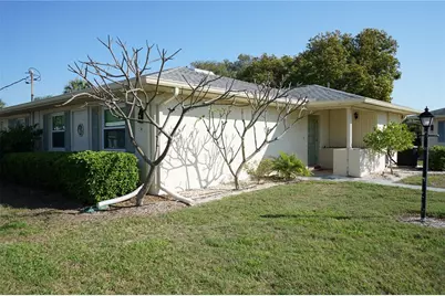 1901 Canterbury Lane #4, Sun City Center, FL 33573 - Photo 2
