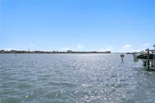6984 S Shore Dr S, Saint Petersburg, FL 33707 - Photo 62